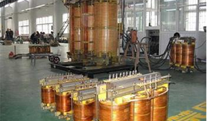 浅析500kV 变压器储油柜的耐油橡胶密封式结构对绝缘油含气量的影响