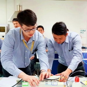 金湾发电公司化学技能竞赛 促专业技能提升